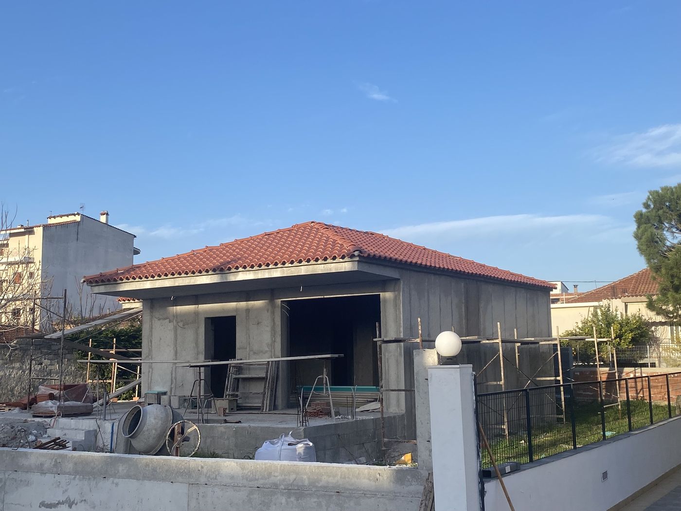 Κεραμοσκεπή — μπροστινή όψη